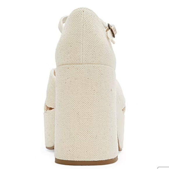 NEW a.n.a Womens Holland Heeled Sandals
Natural - Picture 3 of 13